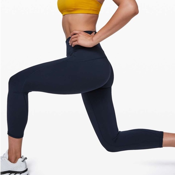 Navy in movement crop lululemon leggings - Picture 2 of 7